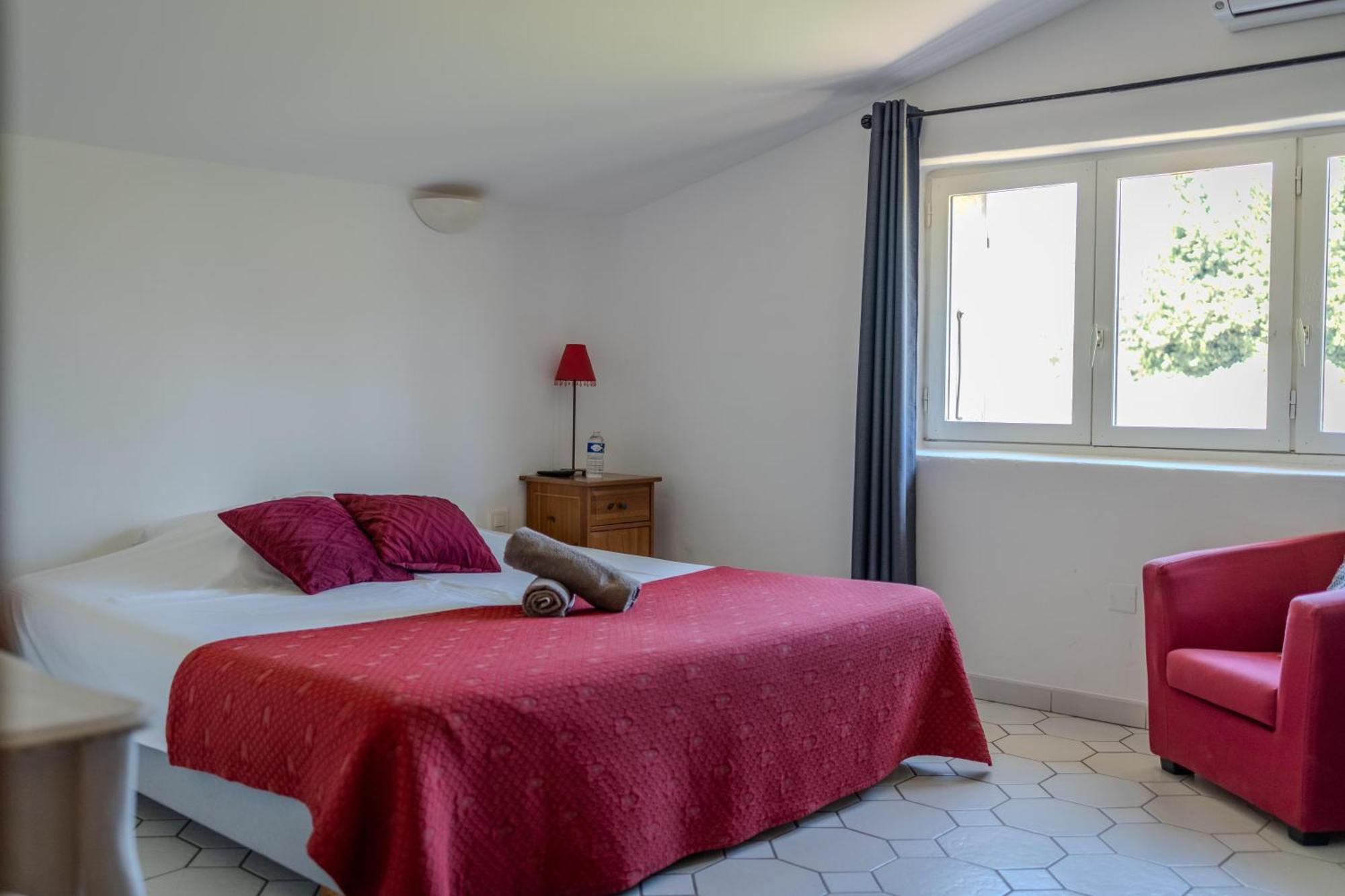 Le Vieux Platane Hotel Cairanne Exterior photo