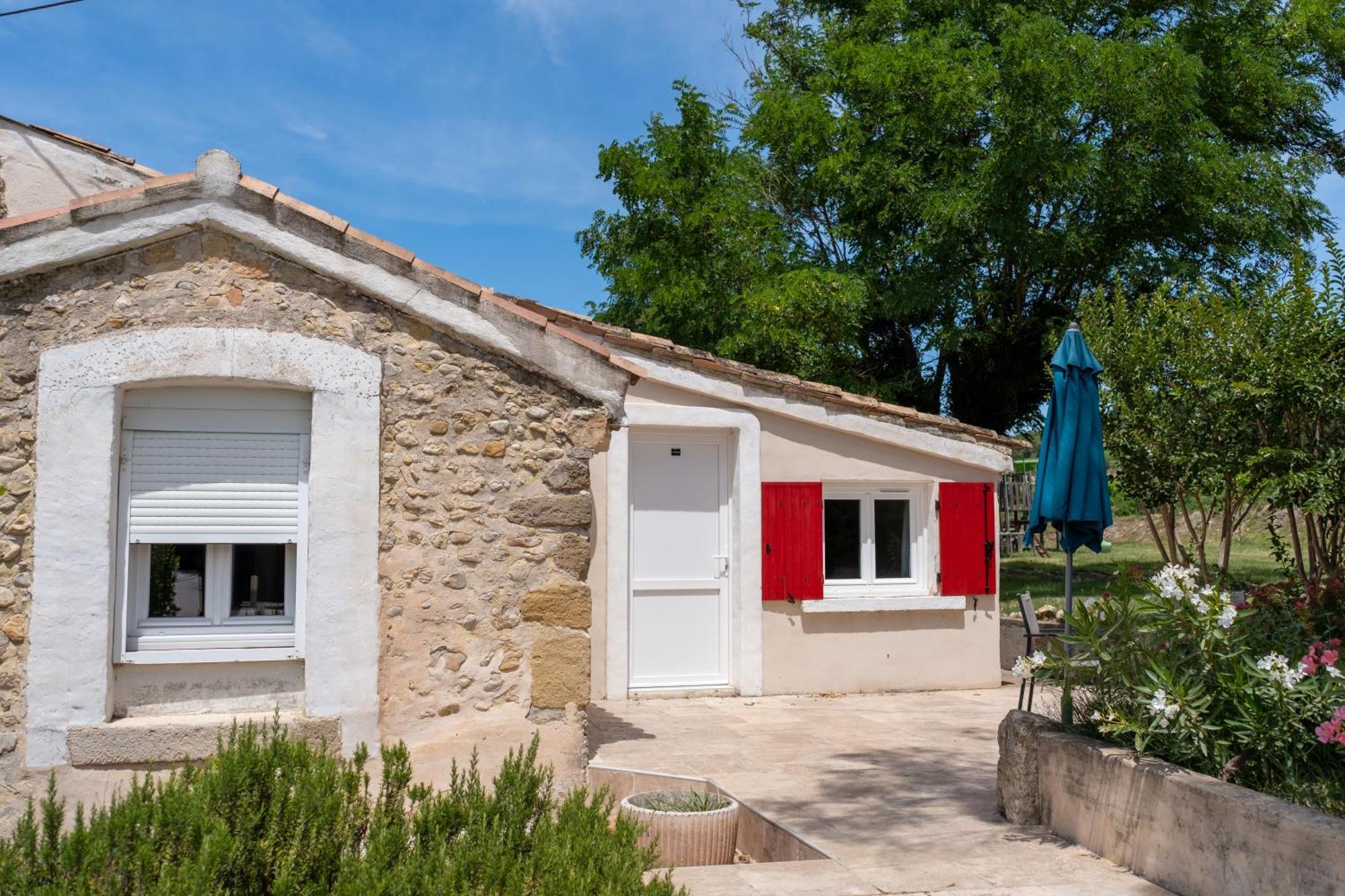 Le Vieux Platane Hotel Cairanne Exterior photo
